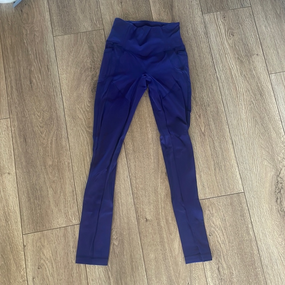 Lululemon wonder train 28 tight